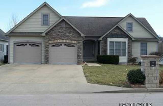 Available in August!! 3 Bedroom / 2 Bathroom for Rent photos photos