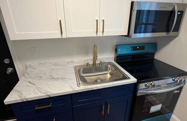 904 South Cecil Street - 1 photos photos