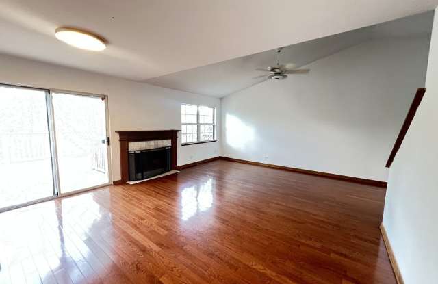 6517 Stair Street Gallery 2