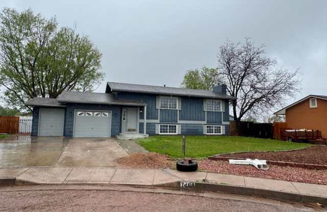 Lovely 3 bedroom+ Office in Widefield photos photos
