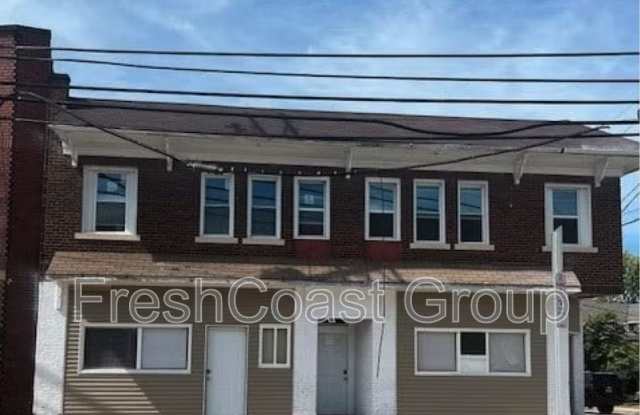 4434 Warner Rd - 4434 Warner Road, Cleveland, OH 44105