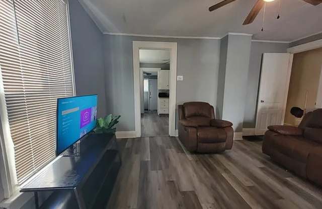 35 Burlington Ave photos photos