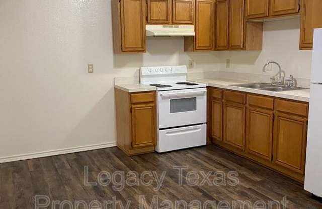 1106 Williams Ave Apt #E photos photos