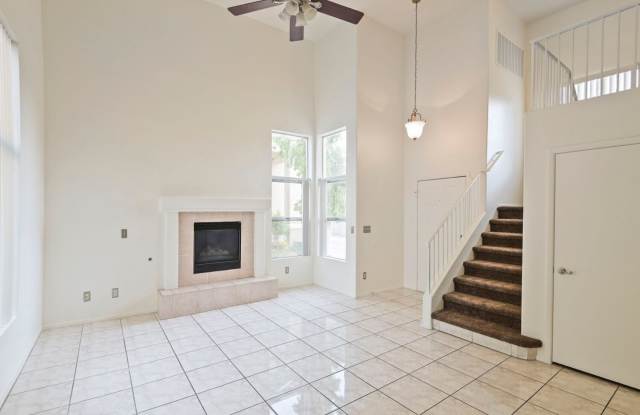 Beautiful Henderson home Gallery 3