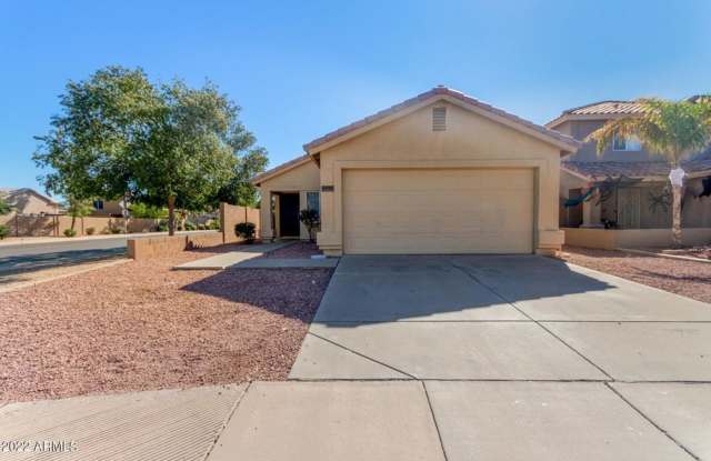 Spacious Corner Lot Home with a Private Backyard! photos photos Spacious Corner Lot Home with a Private Backyard! photos photos