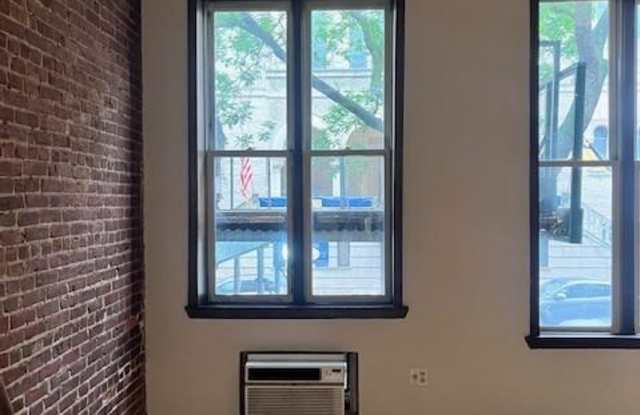 151 West 82nd Street Gallery 3