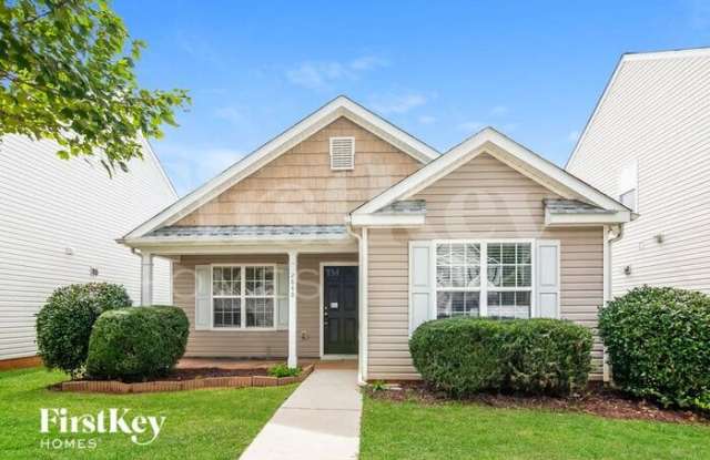 2640 Reid Park Lane - 2640 Reid Park Lane, Charlotte, NC 28208