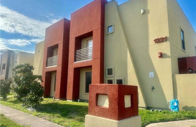 1221 E Daffodil Avenue unit: C photos photos