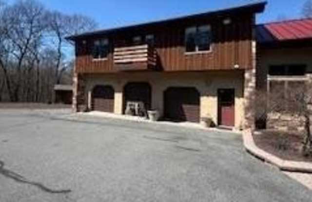 700-R HUNTERS Road unit: Apartment A photos photos