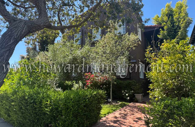 Private and Cozy 4 Bedroom Home located in Santa Monica, 2 miles from the ocean photos photos