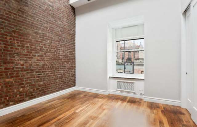 564 Hudson Street - 564 Hudson Street, New York City, NY 10014