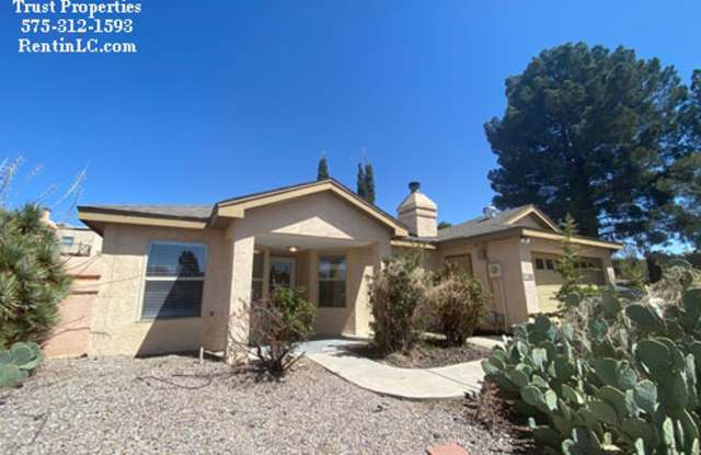 Cute 3/2 close to NMSU photos photos