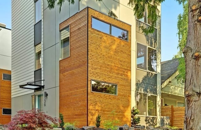 5226 12th Ave NE - 5226 12th Ave NE, Seattle, WA 98105