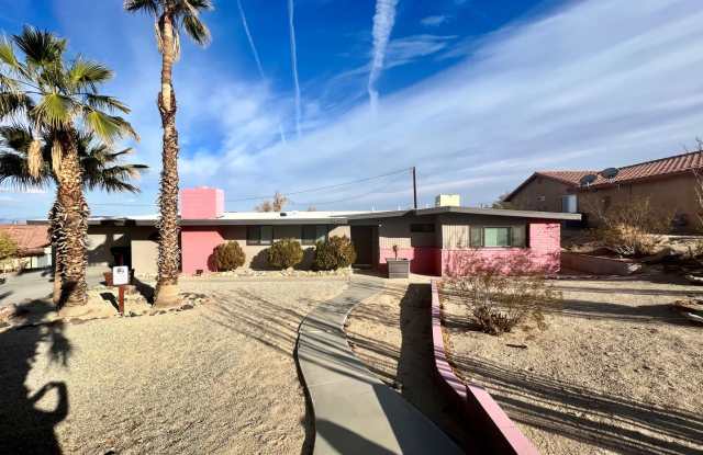 3 Bedroom 2 Bathroom - Fully Furnished - Mid Century Modern photos photos