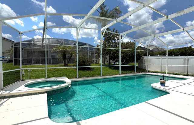 Beautiful 4 Bedroom, 3 Bathroom Ranch-Style Pool Home in Highlands Reserve Golf Community! Gallery 3