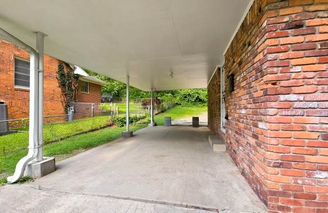 2798 Dearwood Drive Southwest Gallery 2