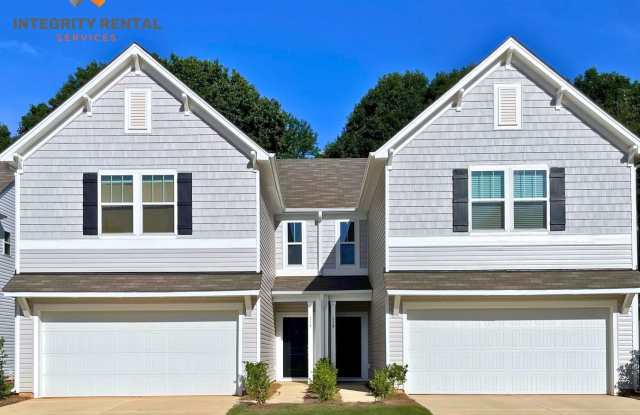 BEAUTIFUL 3 Bedroom Paired Home minutes from I-77 and I-40 - SPRING SPECIAL photos photos