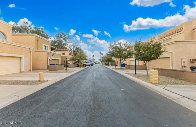 2045 N SUNSET Drive photos photos