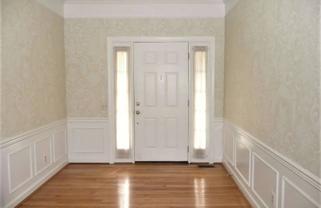 3806 PARKLAND DR Gallery 4