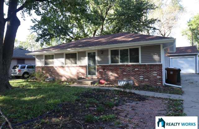 Renovated 3 bedroom house for Rent! Gallery 1
