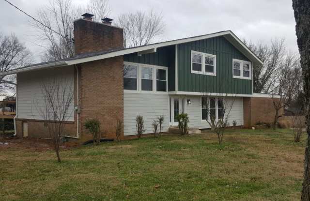 131 del Crest dr - 131 Del Crest Drive, Nashville, TN 37217