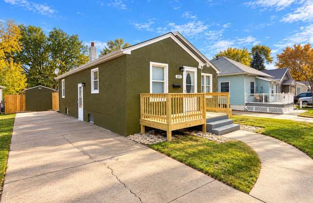 Spacious 4 Bedroom House in Prime Sioux Falls, SD Location! Gallery 3