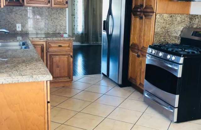 10307 Tristan Dr Gallery 4
