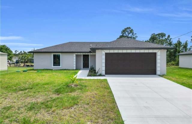 3005 53rd Street W Gallery 1