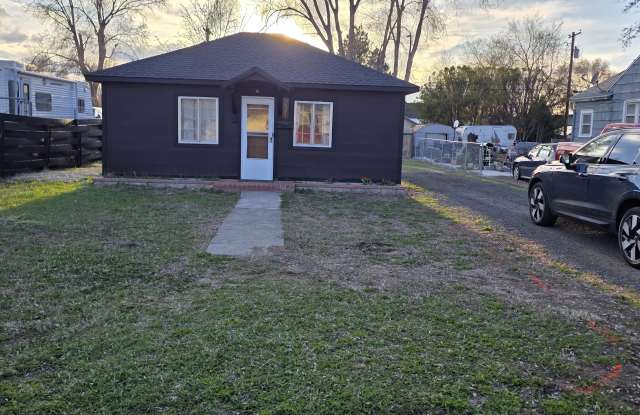 221 Elm Street photos photos