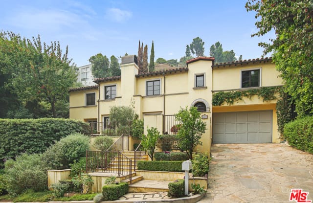 1427 Bluebird Ave - 1427 Bluebird Avenue, Los Angeles, CA 90069