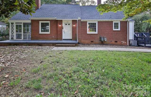 152 Park Avenue - 152 West Park Avenue, Mooresville, NC 28115