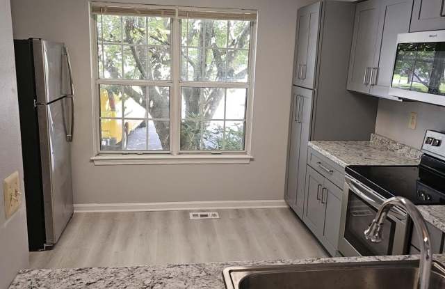 3312 MIDLAND Court Gallery 3
