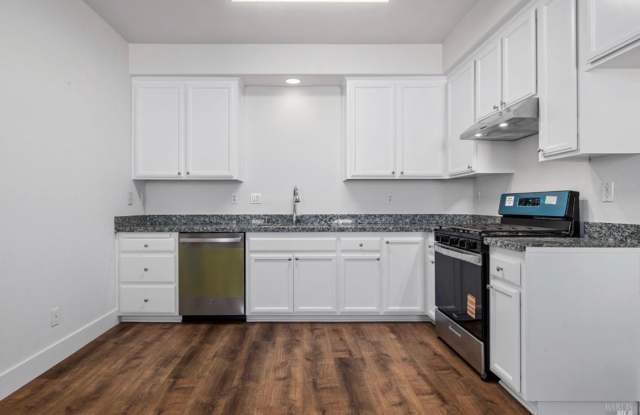 Private Santa Rosa Unit with Separate Entrance, Gallery 1