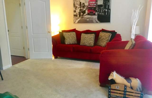 3538 PIPESTONE PLACE Gallery 4