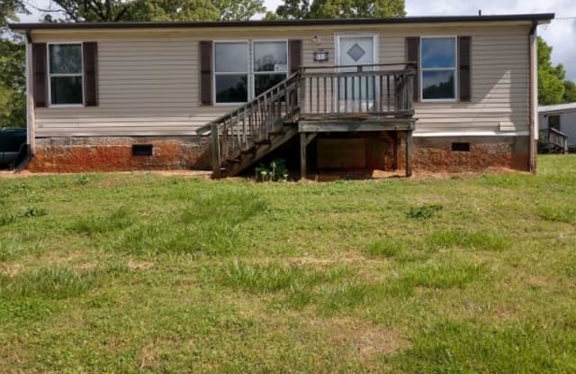 512 Whispering Pines Dr - 512 Whispering Pines Drive, Gaston County, NC 28034