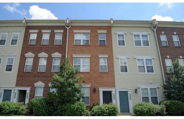 42395 GOLDENSEAL SQUARE - 42395 Goldenseal Square, Brambleton, VA 20148