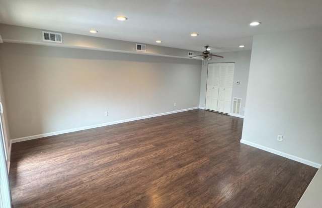 9841 NORTHEAST Avenue unit: 16B photos photos 9841 NORTHEAST Avenue unit: 16B photos photos