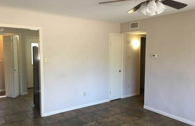 TI-203 Gallery 4