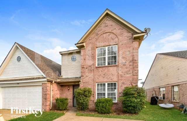 7952 Marsha Woods Drive Gallery 2