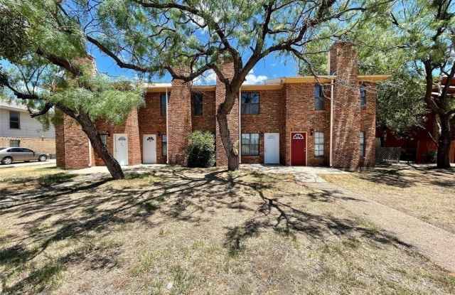 921 Bruce Way photos photos