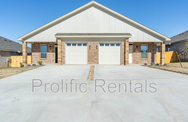4907 Rose Garden Loop - 1 Gallery 4