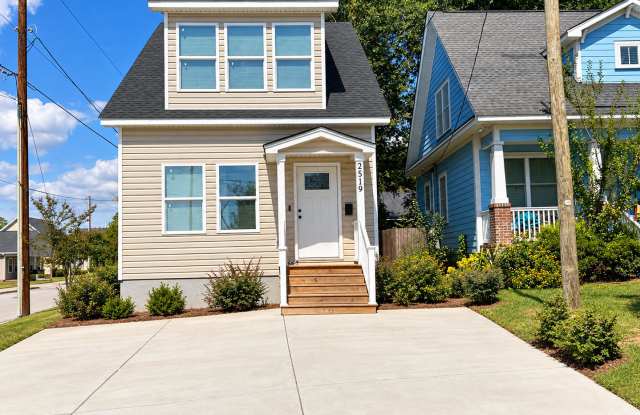 PRE-LEASING this Beautiful, Newer-Construction Single-Family Home for the 2027–2028 school year! Gallery 1