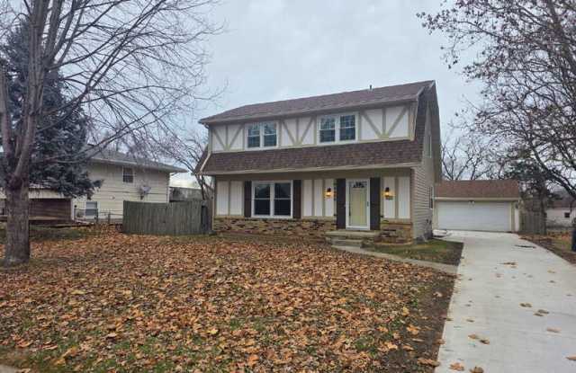 4405 68th Street photos photos