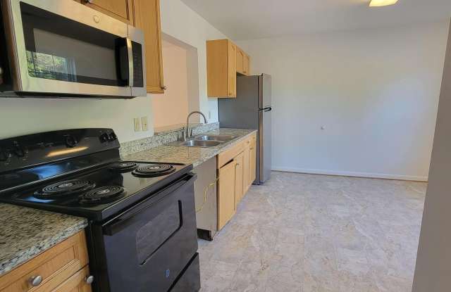 4417 BLUE HERON WAY Gallery 4