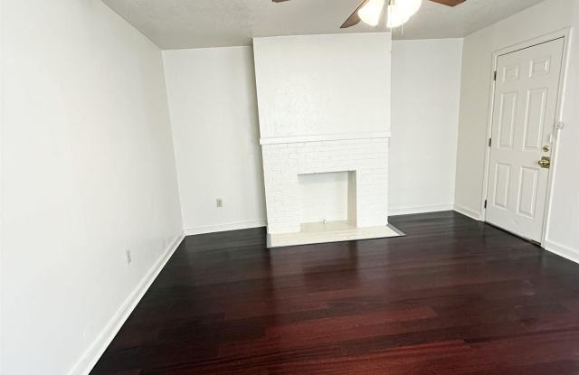 2137 AVENUE E photos photos