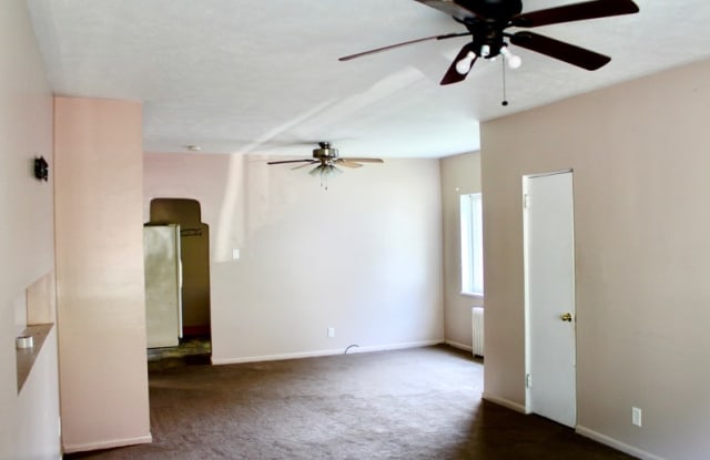 3500 Elm Street - 2 photos photos