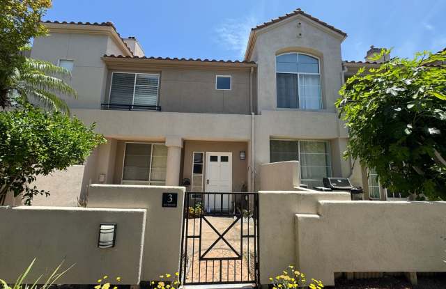 Beautiful 2 Story, 2 Bedroom plus Large Loft in Aliso Viejo photos photos