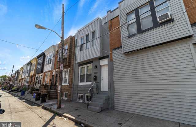 1602 S LECOUNT Street Gallery 2