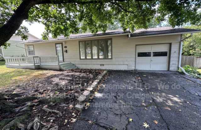 6134 Glenwood Gallery 1