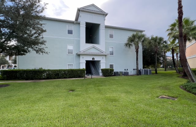 8215 GREEN PARROT RD - 8215 Green Parrot Rd, Jacksonville, FL 32256